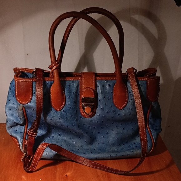Dooney And Bourke Handbag - Picture 1 of 16